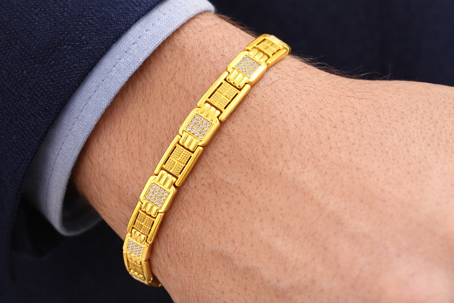 NuGold Chain Bracelet with Stone For Men