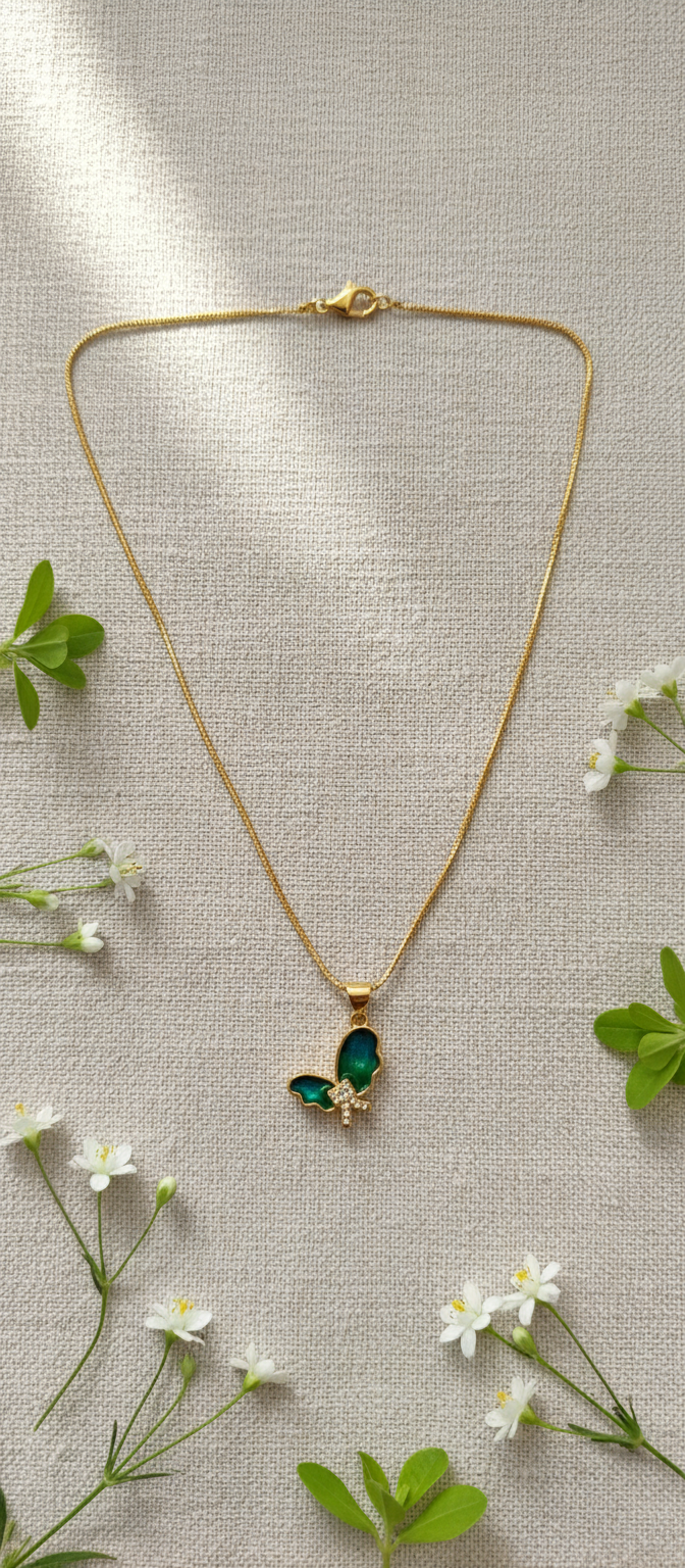 NuGold Green Stone Butterfly Pendant For Women