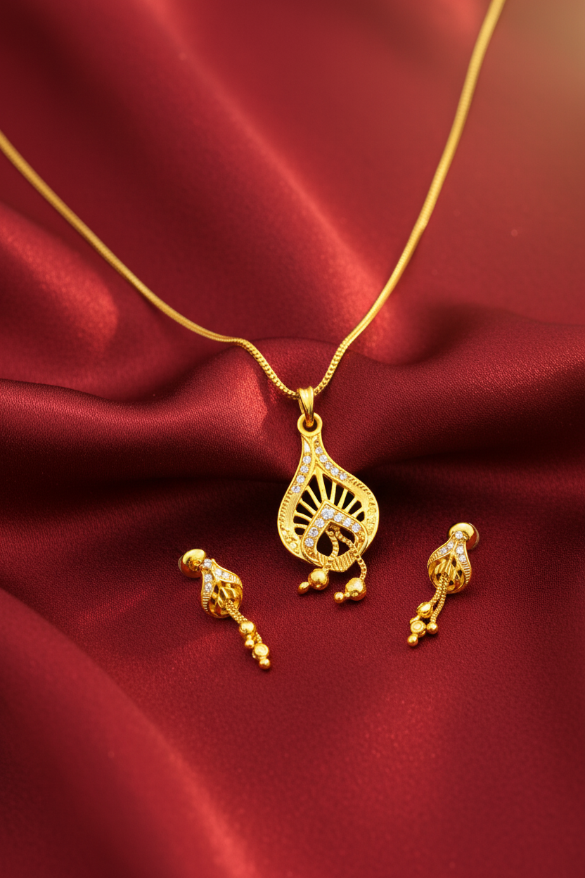 NuGold Pendant Necklace Set for Women