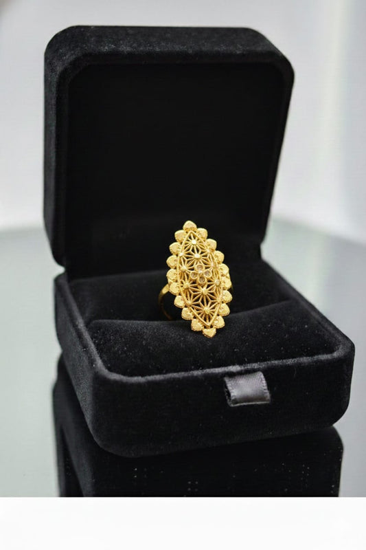 NuGold Trendy Flower Ring For Women