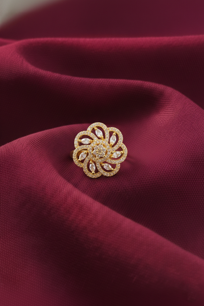 NuGold Trendy Floral Ring For Women