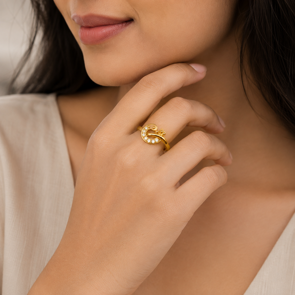 Royal Peacock Embrace Sparkle Statement Ring