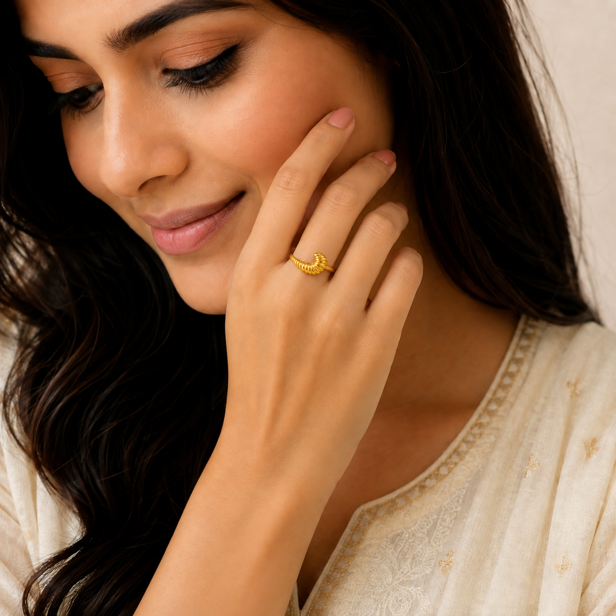 Royal Spiral Wave Elegance Statement Ring for Women