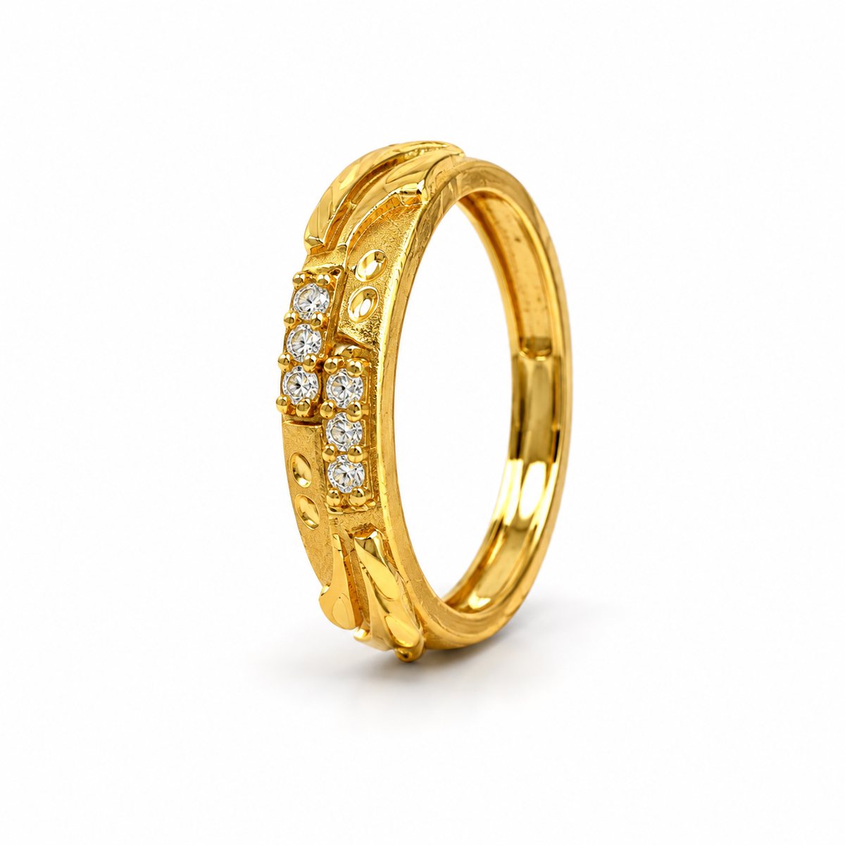 Regal Leafline Sparkle Band Ring for Women