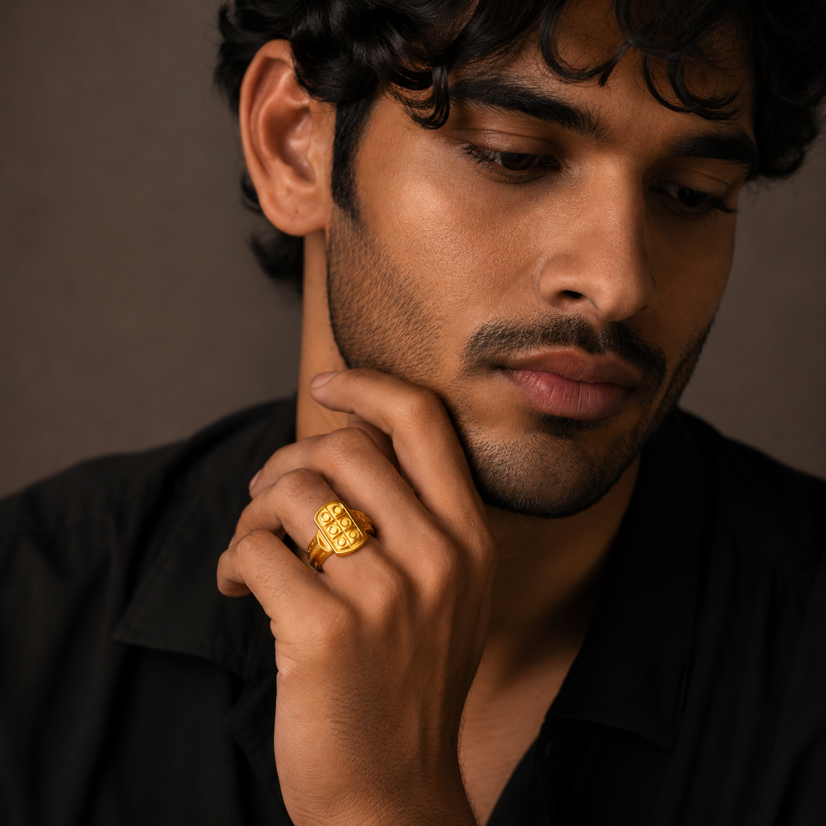 Royal Six Dot Crest Designer Ring