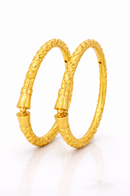 NuGold Trendy Openable Kada For Women