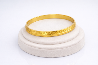 NuGold Designer Gold Kada for Men