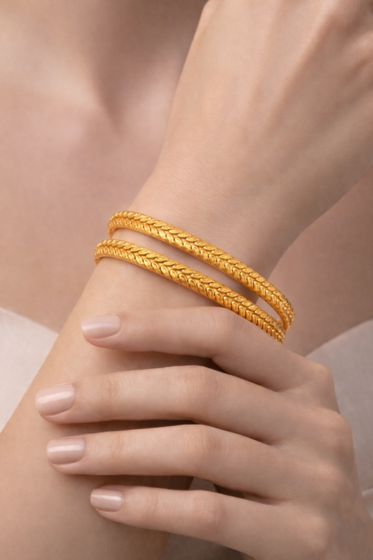 NuGold Leaf Design Bangles for Women Set of 4