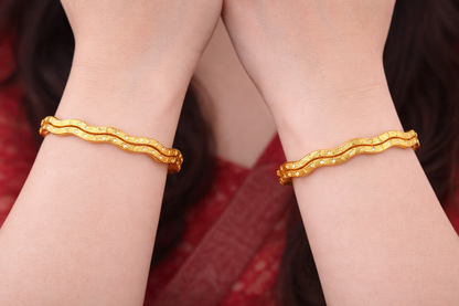 NuGold Wave Design Bangles for Women Set of 4