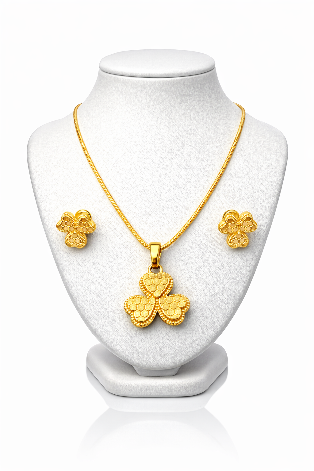 NuGold Clover Pendant Necklace Set for Women