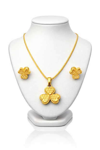 NuGold Clover Pendant Necklace Set for Women