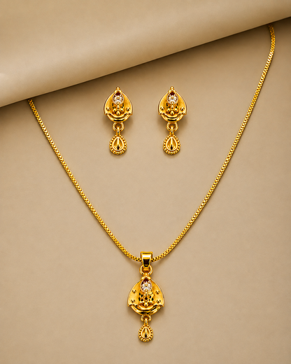 Elegant Traditional Teardrop Pendant Necklace Set with Matching Drop Earrings for Women