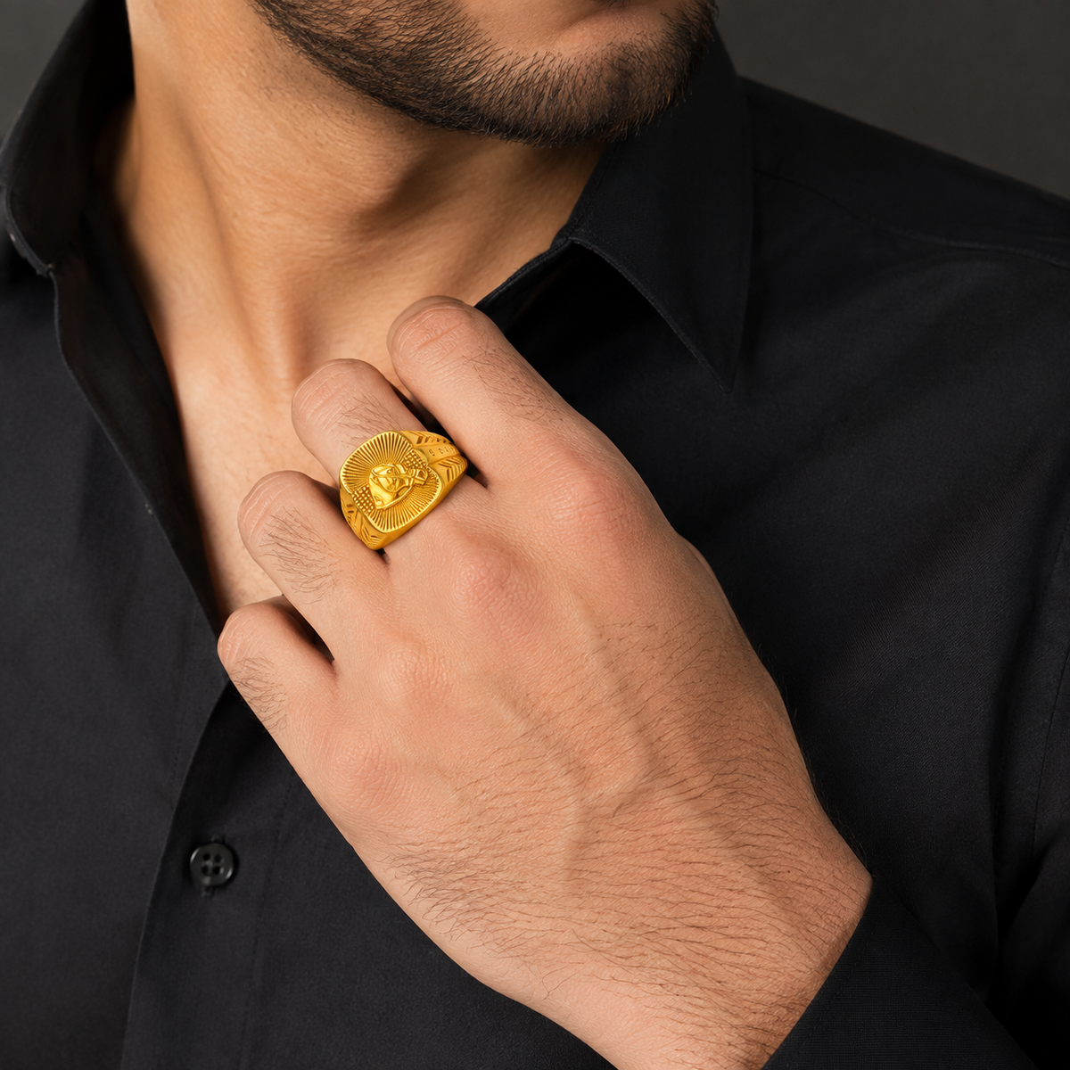 Royal Equestrian Crest Heritage Statement Ring for Men