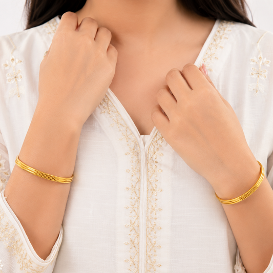 NuGold Designer Gold Bangles For Women Set Of 2