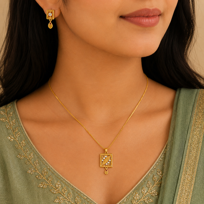 NUGOLD Premium Square Leaf Pendant Necklace & Earrings Set