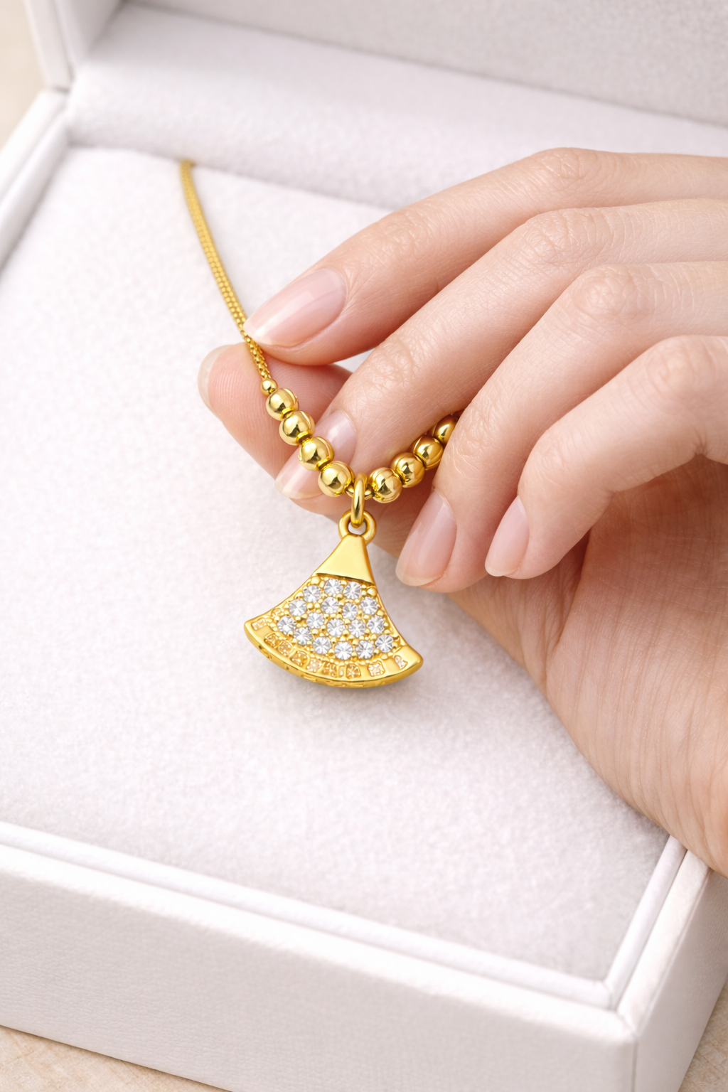 NuGold Pendant Necklace for Women