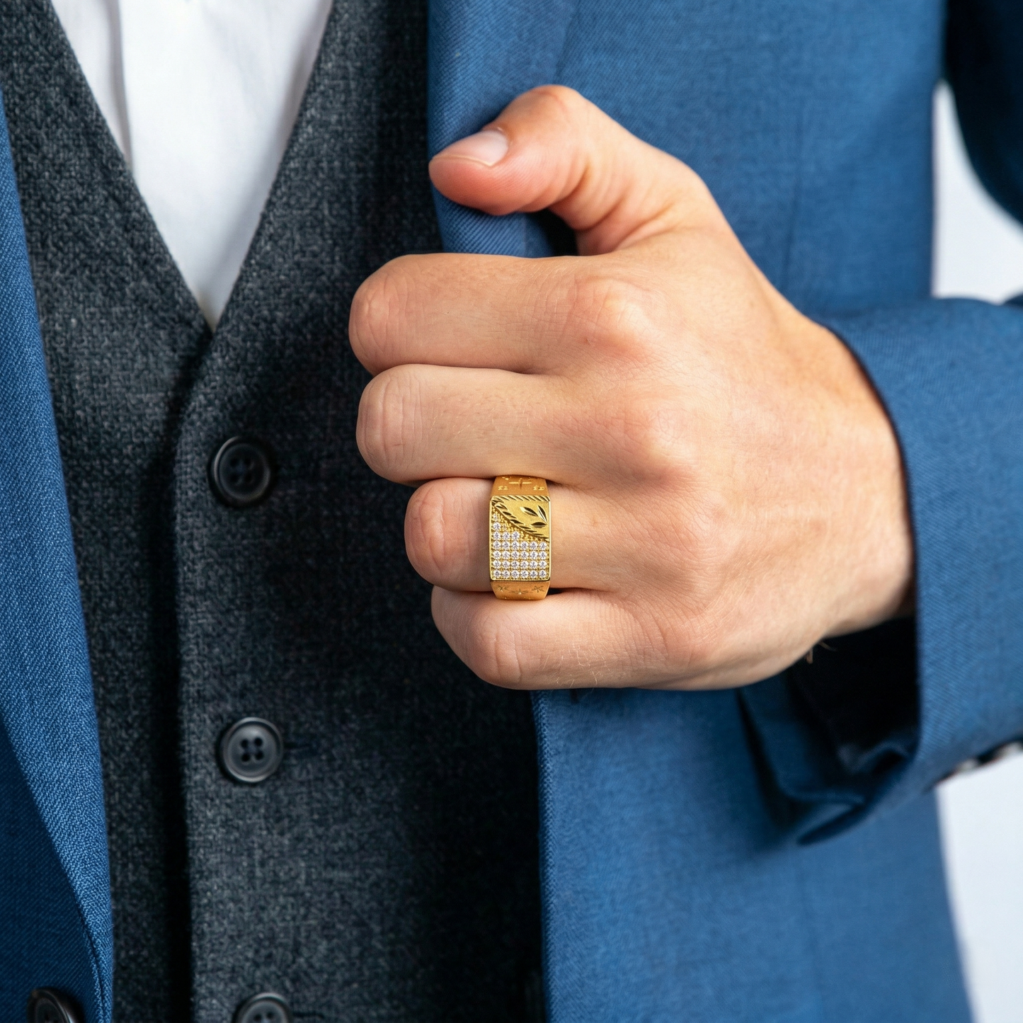 NuGold Royal Heritage Pavé Ring