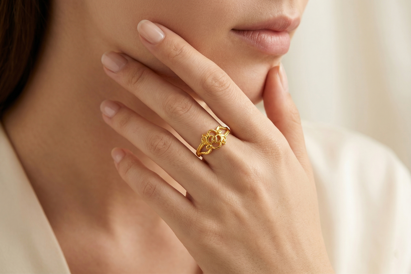 NuGold Floral Filigree Charm Ring
