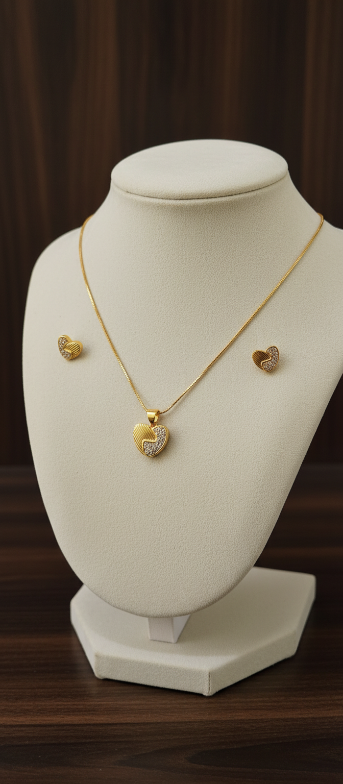 NuGold Heart Pendant Necklace Set for Women