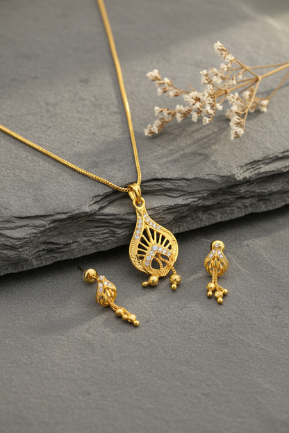 NuGold Pendant Necklace Set for Women