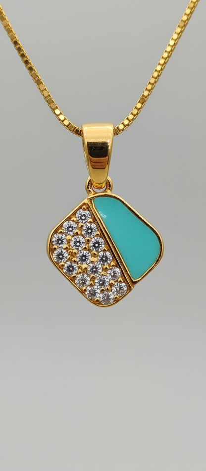 NuGold Green Stone Pendant Necklace For Women