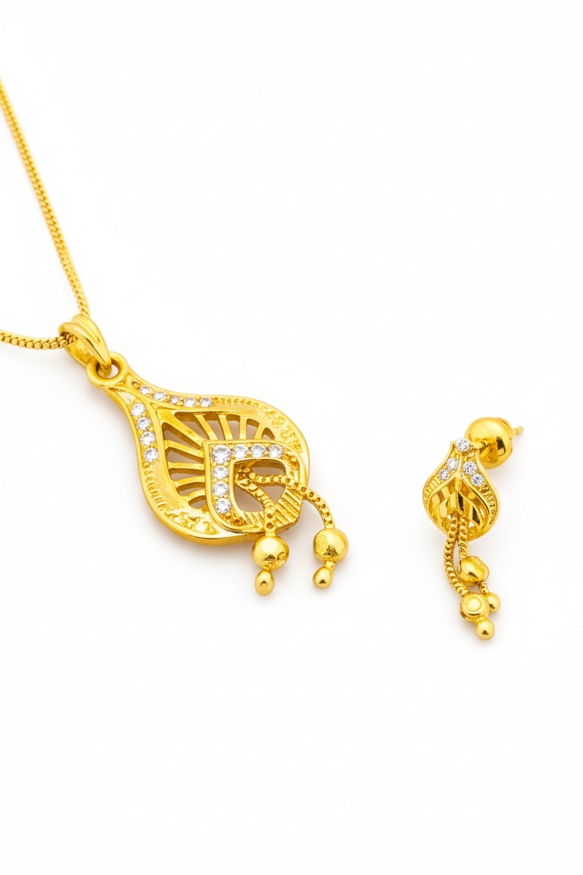 NuGold Pendant Necklace Set for Women