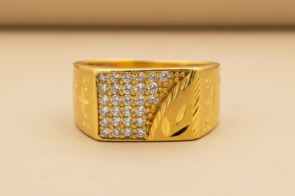 NuGold Royal Heritage Pavé Ring