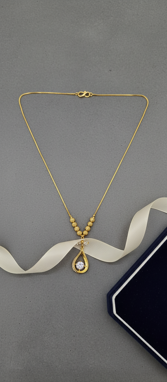 NuGold Teardrop Pendant Necklace for Women