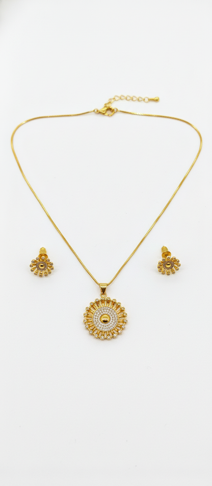 NuGold Pendant Necklace Set for Women