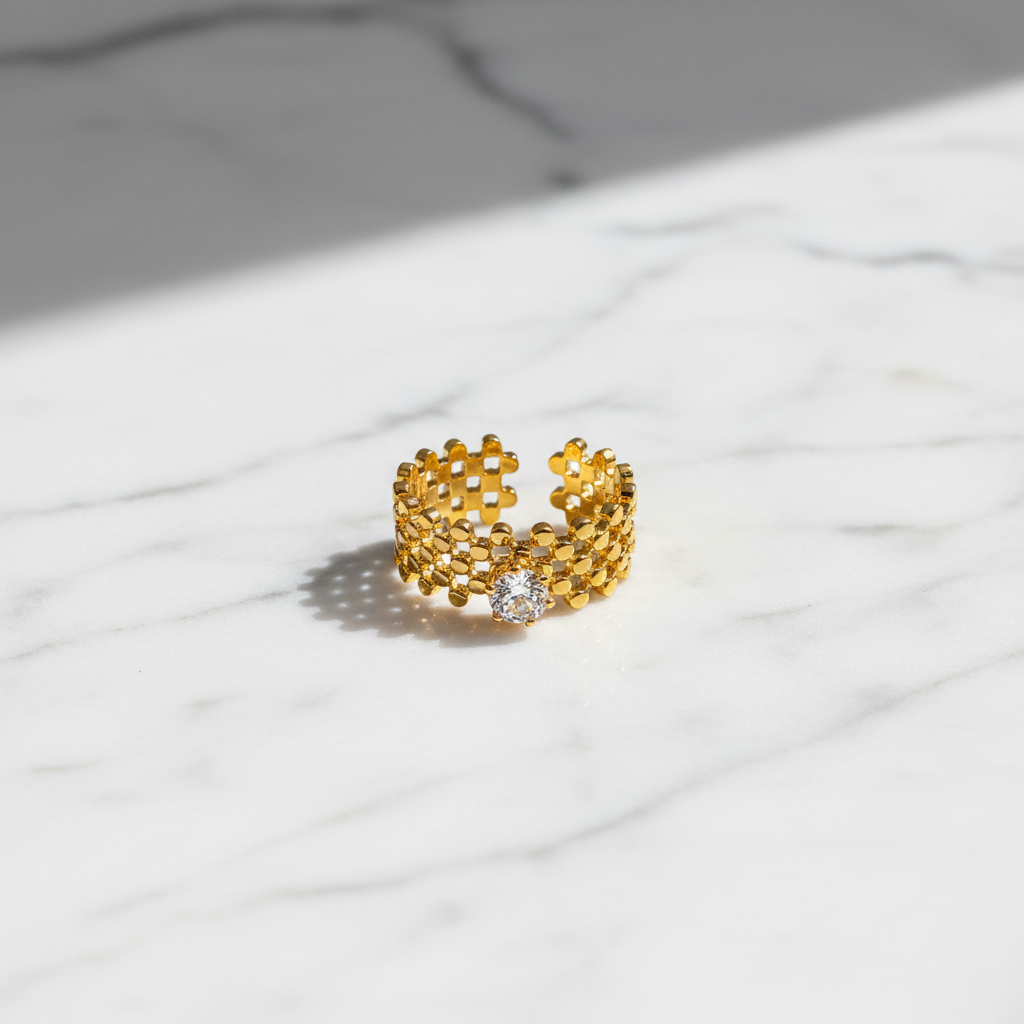 Chic Anti-Tarnish Lattice Pattern Ring with CZ Stone