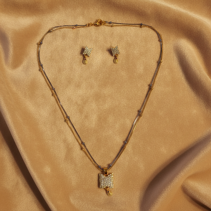 NUGOLD Crystal Veil Pendant & Earrings Set