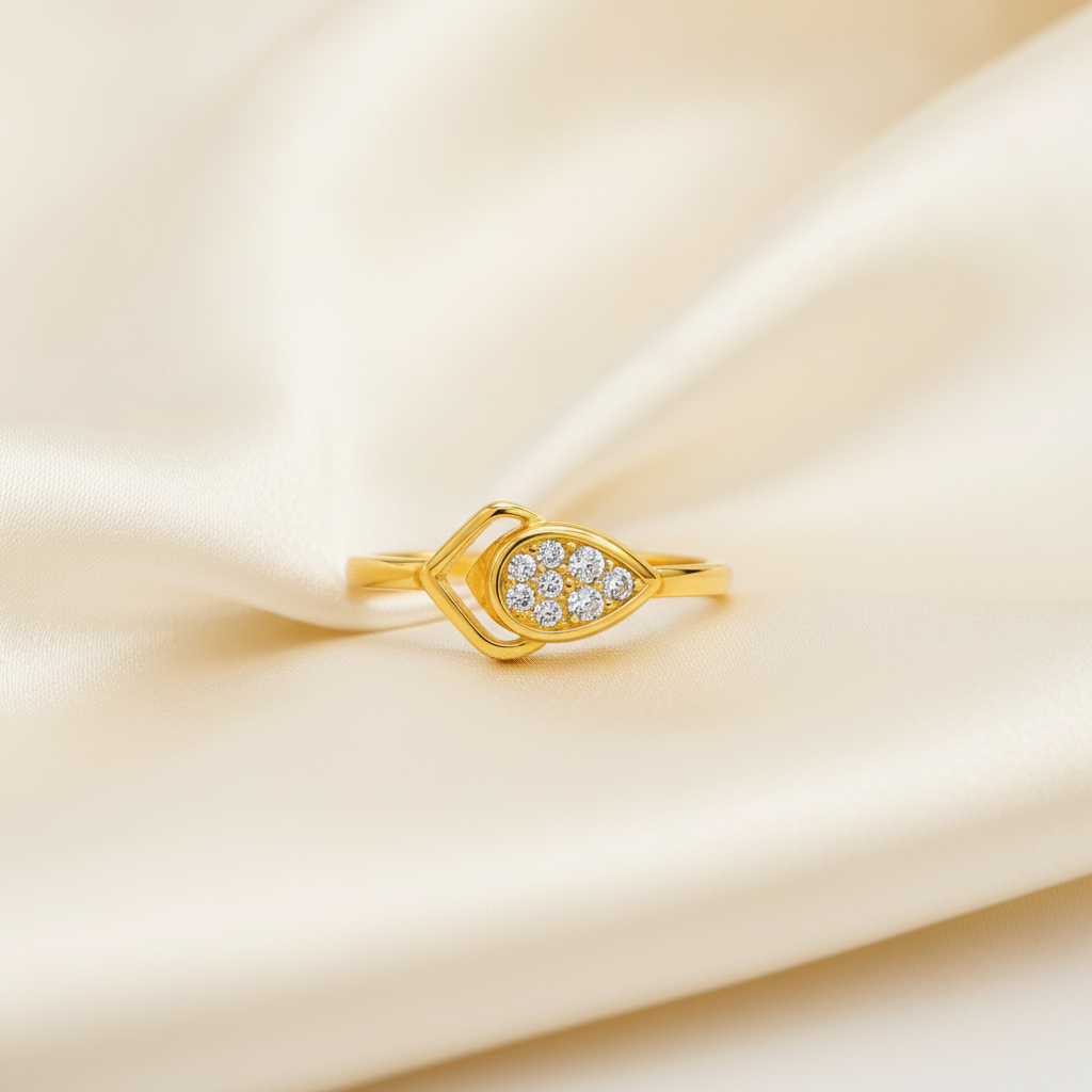 Eternal Leaf Radiance Designer Ring For Women