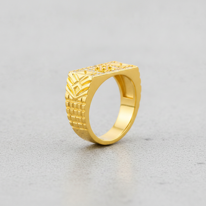 Regal Geometric Crystal Panel Ring