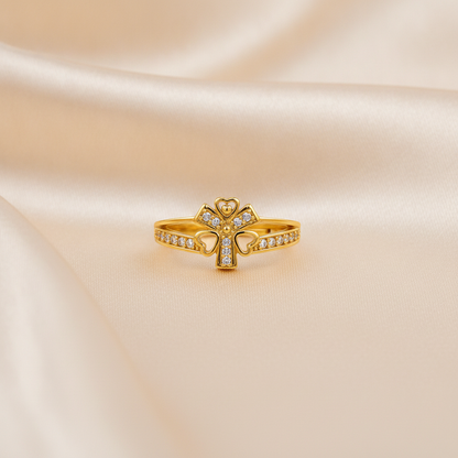 Royal Heart Clover Sparkle Statement Ring for Women