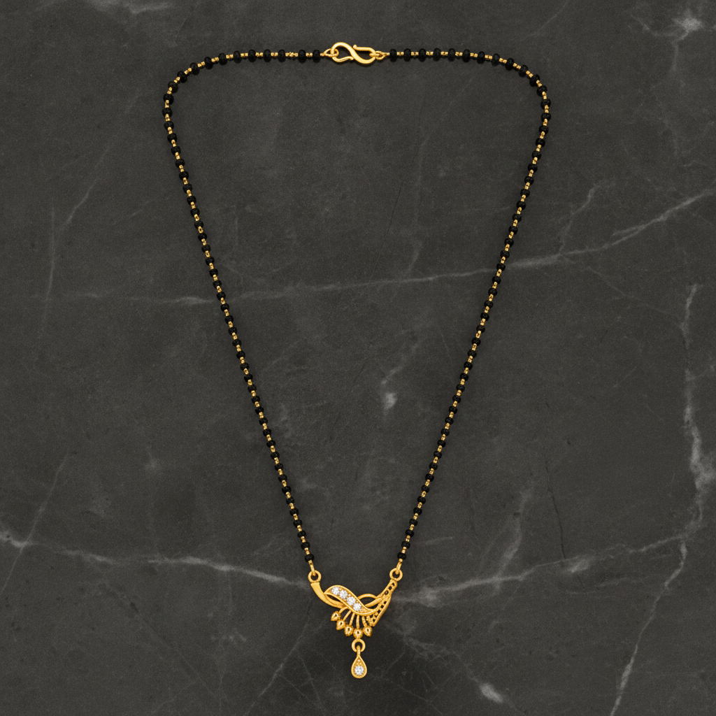 NUGOLD Classic Black Bead Mangalsutra with Designer Pendant