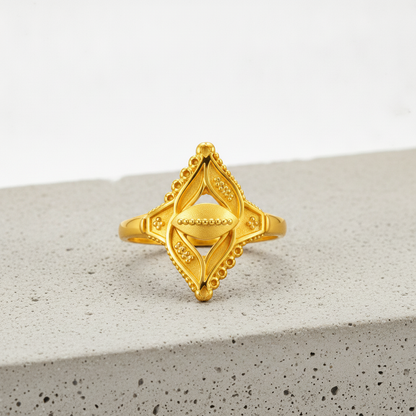 Regal Leaf Crest Heritage Statement Ring for Women