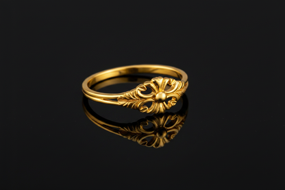 NuGold Vintage Blossom Heart Ring