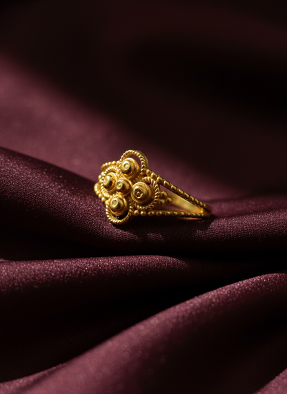 NuGold Antique Floral Heritage Ring