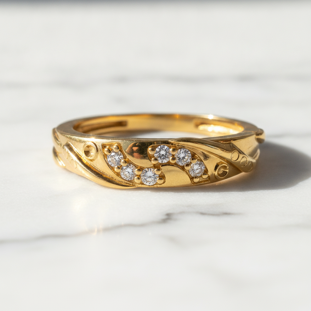 Leafline Sparkle Band Ring for Women