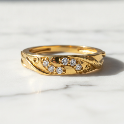 Leafline Sparkle Band Ring for Women