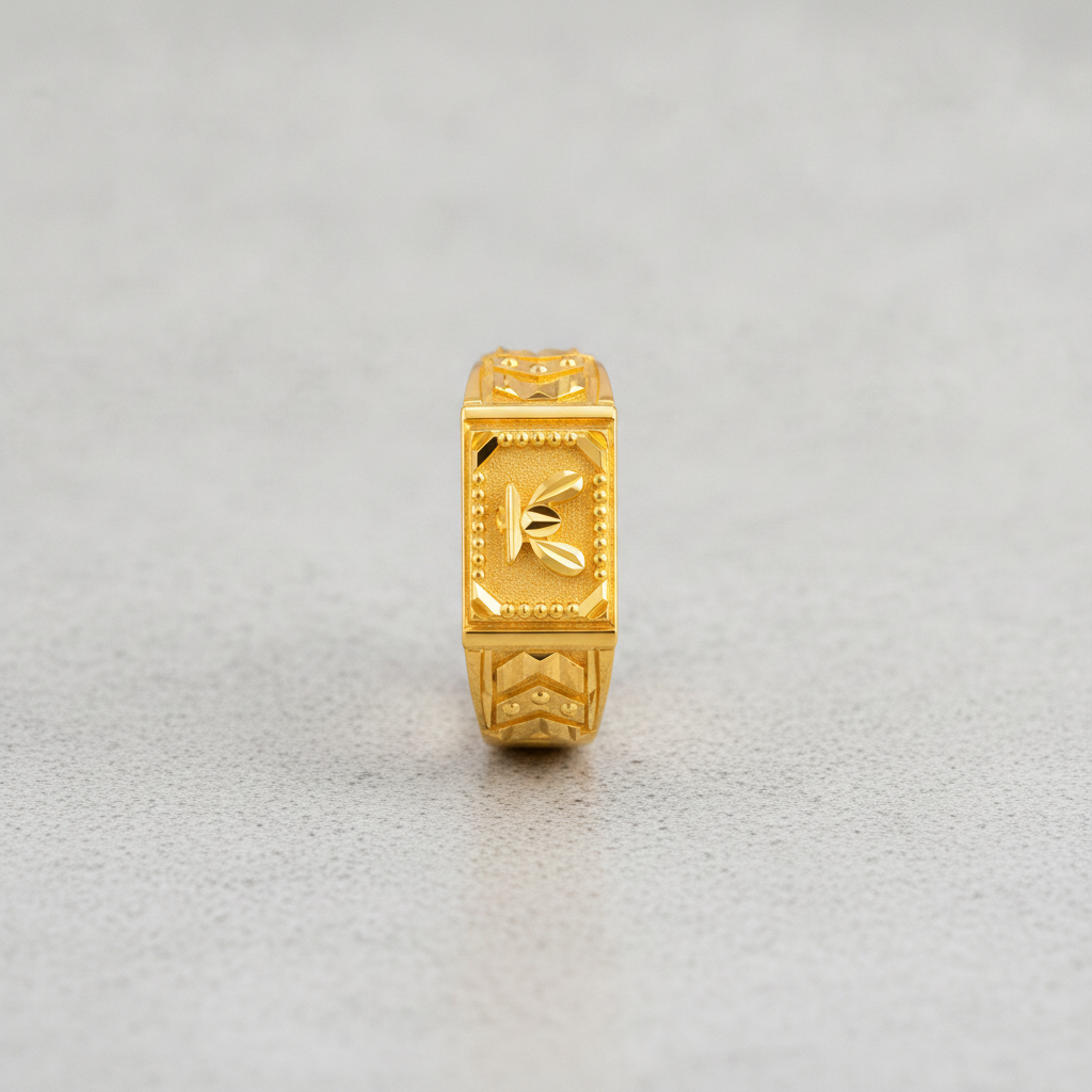 Royal Crest Botanical Pattern Statement Ring for Men