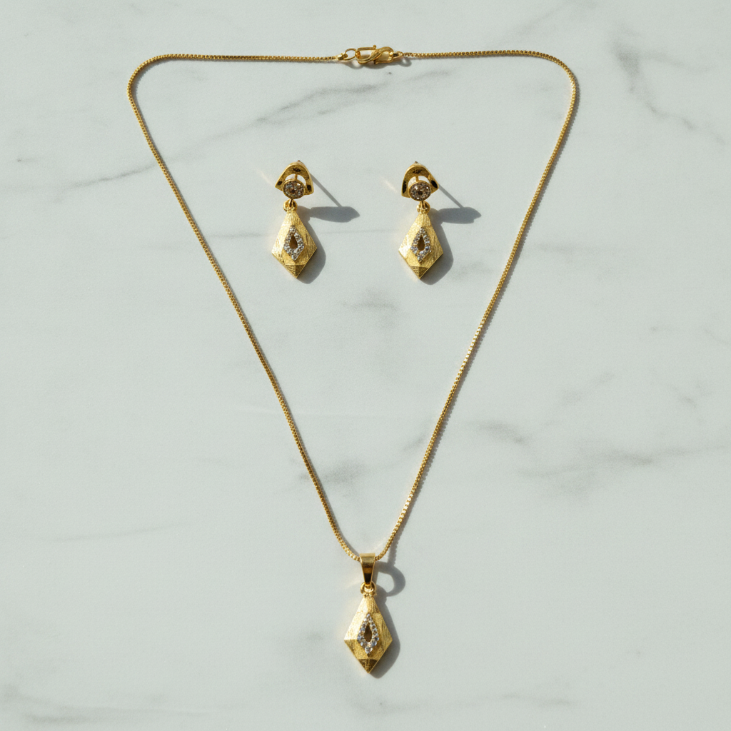 Luxury CZ Diamond Shape Pendant Necklace & Earrings Set