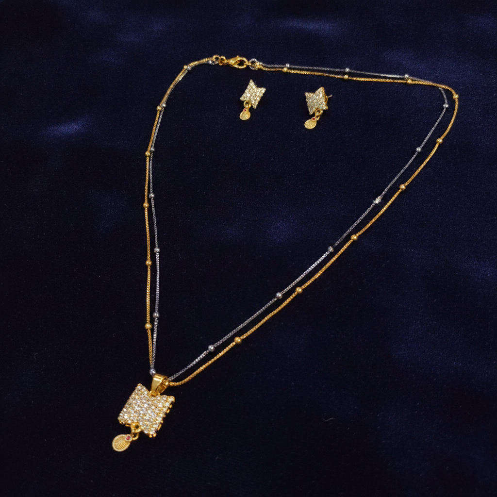 NUGOLD Crystal Veil Pendant & Earrings Set