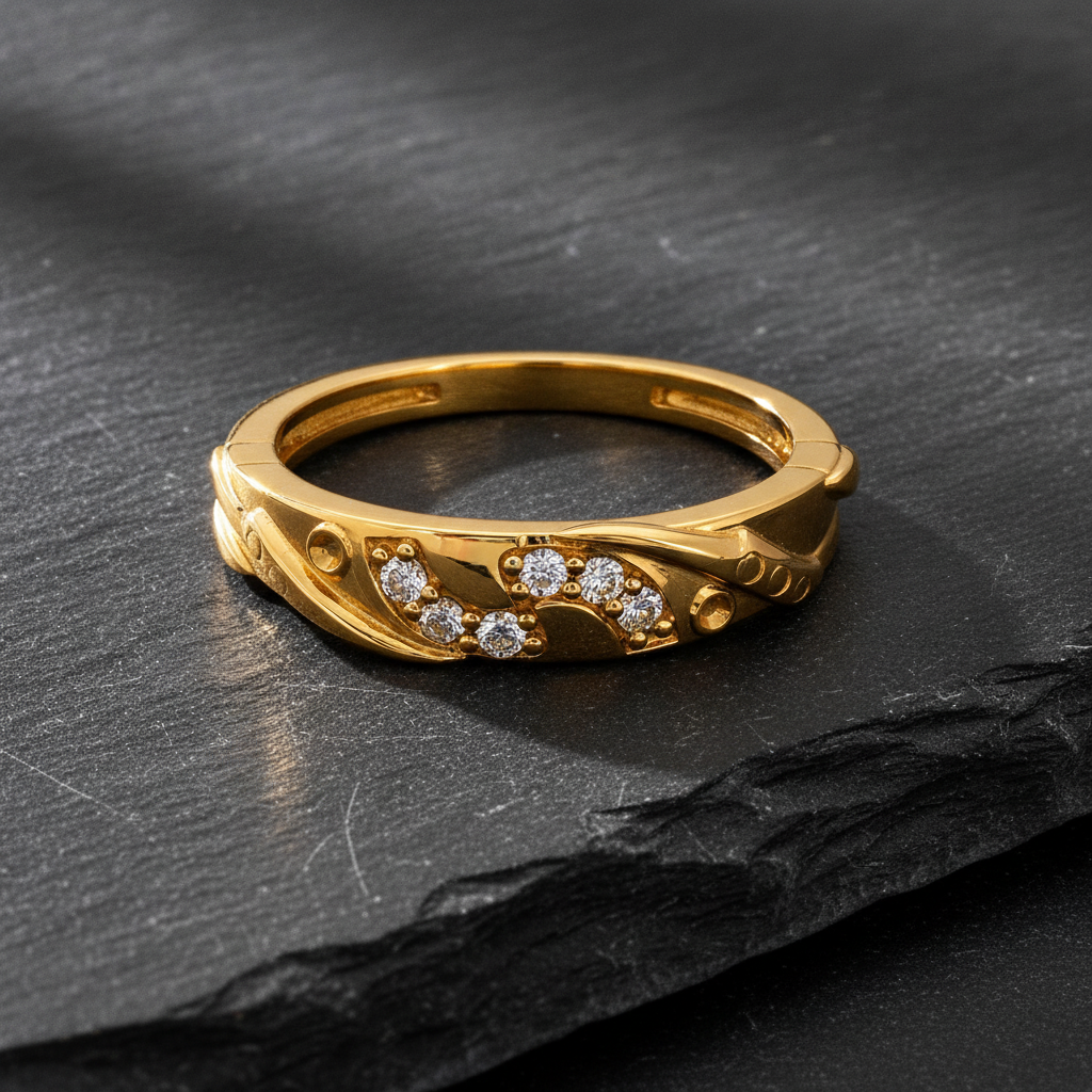 Leafline Sparkle Band Ring for Women