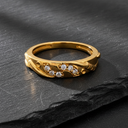 Leafline Sparkle Band Ring for Women