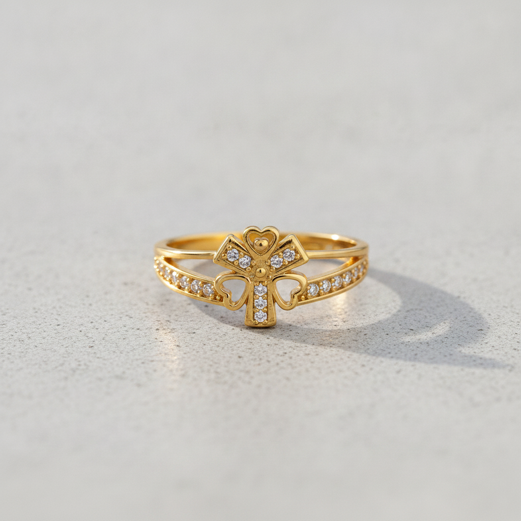 Royal Heart Clover Sparkle Statement Ring for Women