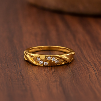 Leafline Sparkle Band Ring for Women