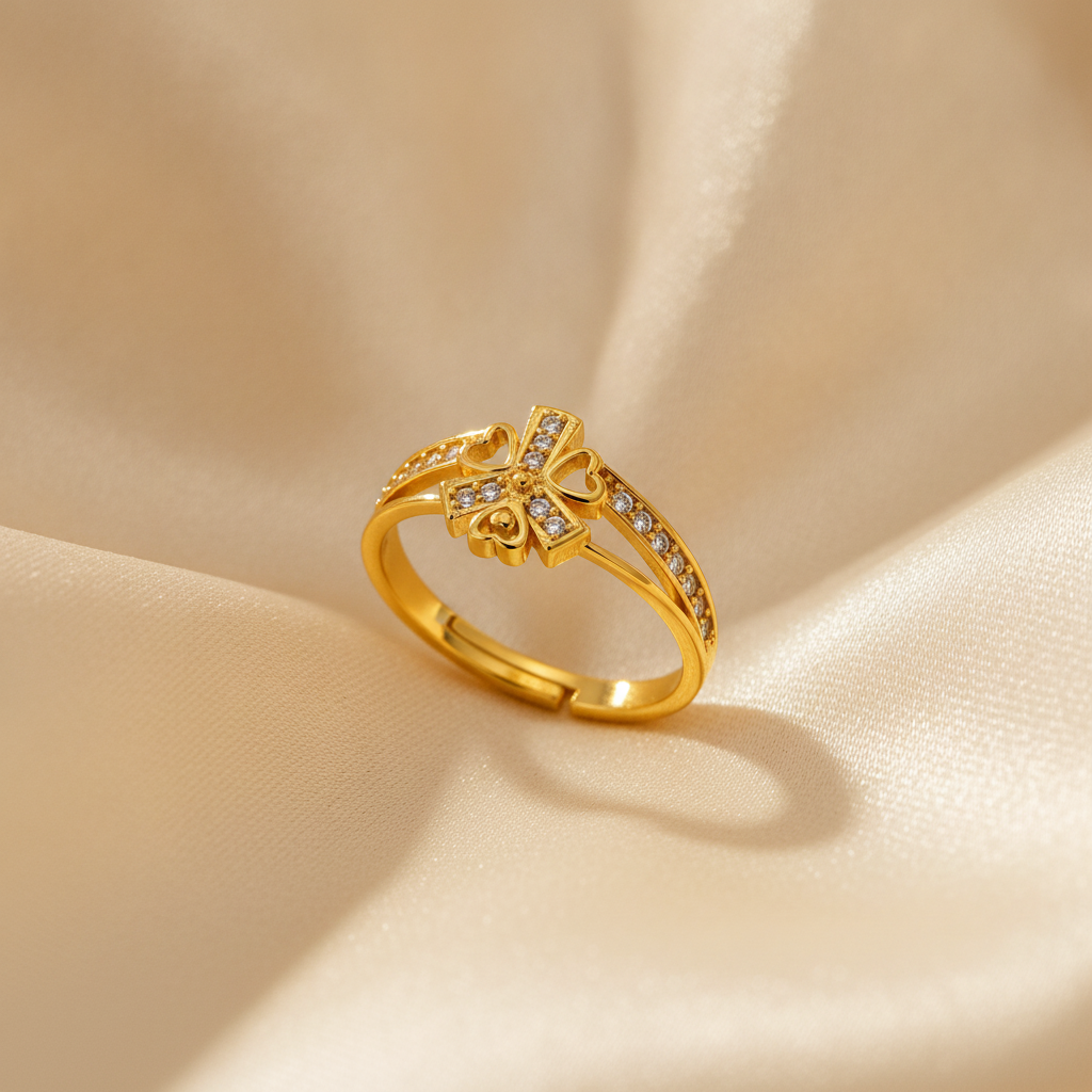 Royal Heart Clover Sparkle Statement Ring for Women