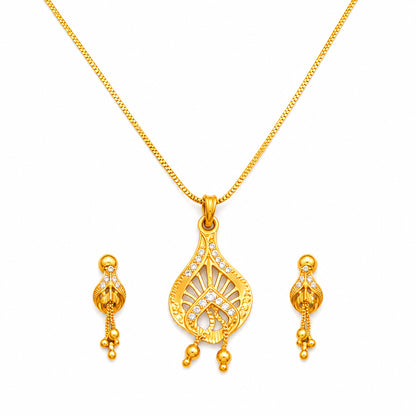 NuGold Pendant Necklace Set for Women · Flat-lay jewelry on pure white